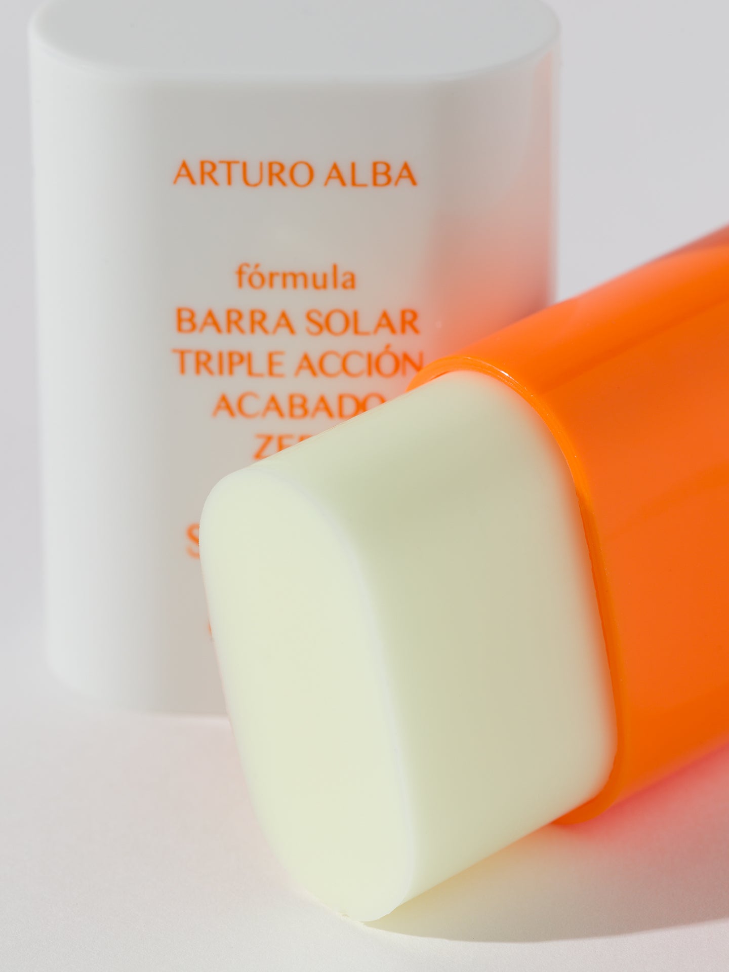 BARRA SOLAR TRIPLE ACCION ACABADO ZERO SPF 50+  PA++++